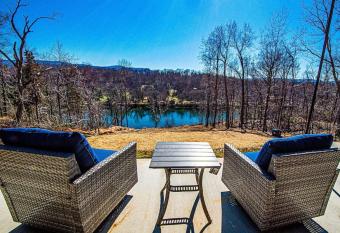 (null) has Balcony rooms