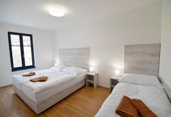 Penzion U Vina  e allows 18 year olds to book a room