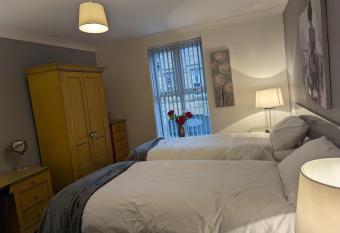 Station Apartments has Balcony rooms