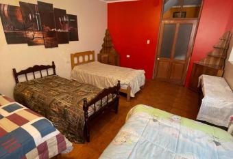 Habitaci  n privada a dos cuadras de la Plaza de Armas has Balcony rooms