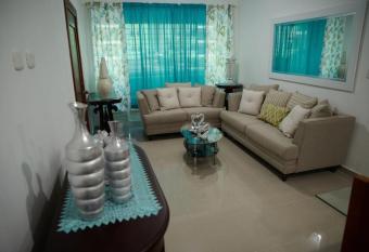 D Guzman Airbnb ! has Balcony rooms