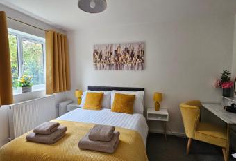 One Bed Apartment Stevenage allows 18 year olds to book a room