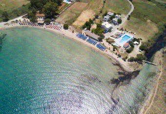 KALIVAKI has Smoking/Balcony rooms