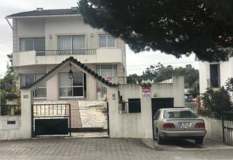 Joe s House has Balcony rooms