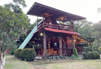 Casa Mono Ara  a, Bah  a Drake has Balcony rooms