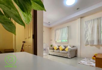 HOMEis Villa Sattahip has Balcony rooms