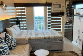 Sam   s Place at Tagaytay Prime has Balcony rooms