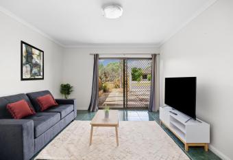 Swainson on Margaret has Balcony rooms