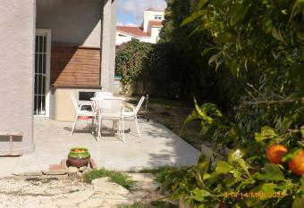 Bel appartement calme Perpignan has Balcony rooms