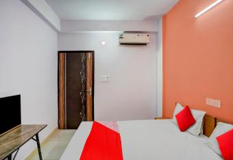 Flagship 81138 Wamson Living Classic allows 18 year olds to book a room