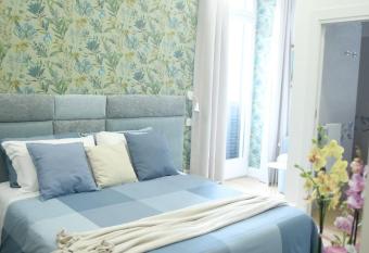 Il giardino delle ninfee has Balcony rooms