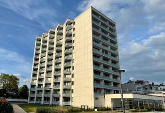  allows 18 year olds to book a room