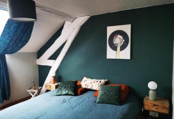 Chambre double - La belle Verte - Domaine de l Esp  rance has Balcony rooms