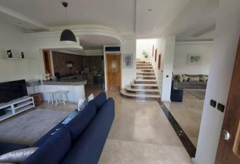 Magnifique villa    250 m de la plage,    Sidi Rahal has Balcony rooms