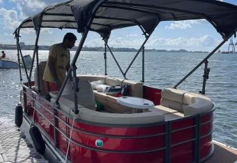 Pontoon boat has Balcony rooms