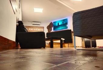 El Escondite Perfecto has rooms with a private hot tub