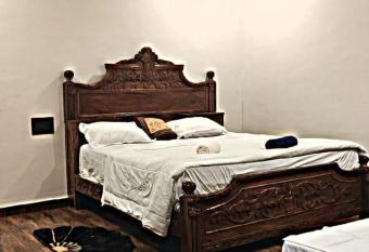 Shukra HomeStay has Smoking/Balcony rooms