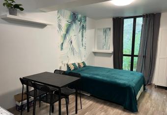 Carry centre au calme has Balcony rooms