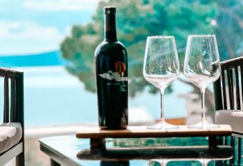 SOL Ba  ka Voda has Balcony rooms