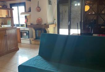 Superbe appartement en r  sidence avec patio has Balcony rooms