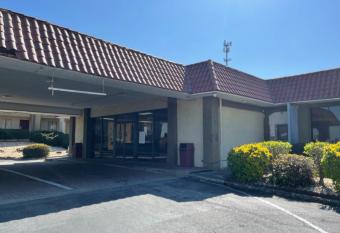 Studio 6 Stockbridge GA Hwy 138 W has Smoking rooms