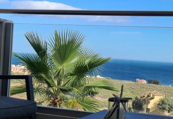 Seaside Serenity - Stylish Apartment with Spectacular Views has Balcony rooms