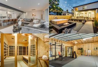 Zen Haus* Lavish Getaway w/ Gym, Sauna, Hot Tub has rooms with a private hot tub