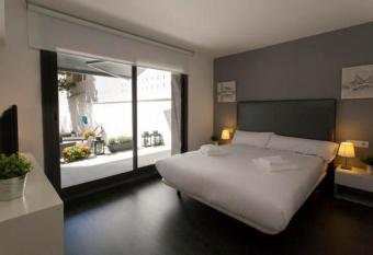 Parc G  ell GF has Smoking rooms