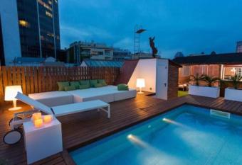 AB Parc Guell Luxury 65 Opiniones has Smoking/Balcony rooms