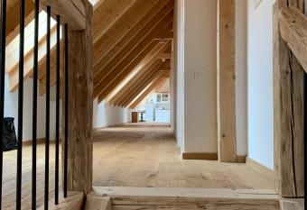 Apartm  ny Podhorie, Bansk     tiavnica has Balcony rooms