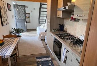 BellaLimone has Balcony rooms