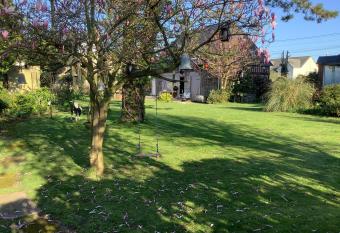 Les   curies de Bl  ville has Balcony rooms