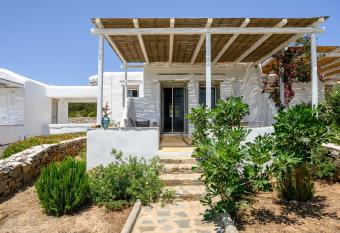 Villa Christina Santa Maria has Balcony rooms