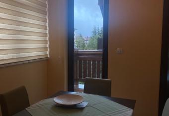 Apartman Zlatibor, Jana allows 18 year olds to book a room