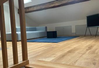 La Sauvage has Balcony rooms