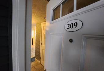 North Shore Inn TC 209 has Balcony rooms