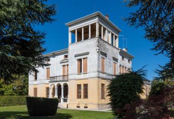 Villa Liberty a soli 20km da Venezia has Balcony rooms