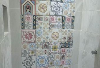 FAST Wifi 400 Mbps Tiny House in Bacolod City has Balcony rooms