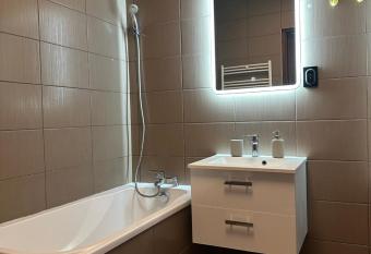 SDH 9.0 Radzymin comfortable apartment near Warsaw has Balcony rooms