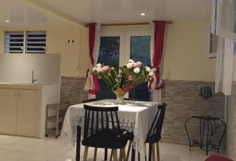 Villa Soline allows 18 year olds to book a room