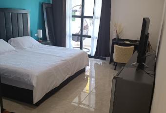 Suites Santo Cielo 1 allows 18 year olds to book a room