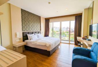 Lovina 02-06 at Pelita Nagoya Apartment allows 18 year olds to book a room