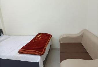 Om niwas has Balcony rooms