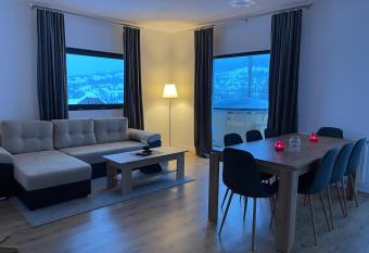 Vila Merida has Balcony rooms