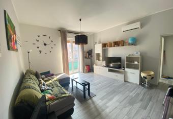 Casa Leo allows 18 year olds to book a room