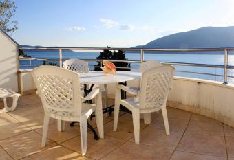 Apartments Villa Kukoljac has Balcony rooms