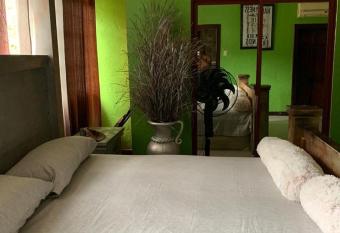 Casa Roma Decima El Belvedero allows 18 year olds to book a room