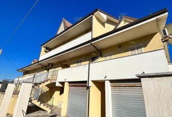 Casa vicino al mare has Balcony rooms