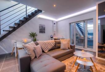 Tony garnier has Balcony rooms