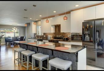 Scottsdale's Clubhouse Escape has Balcony rooms